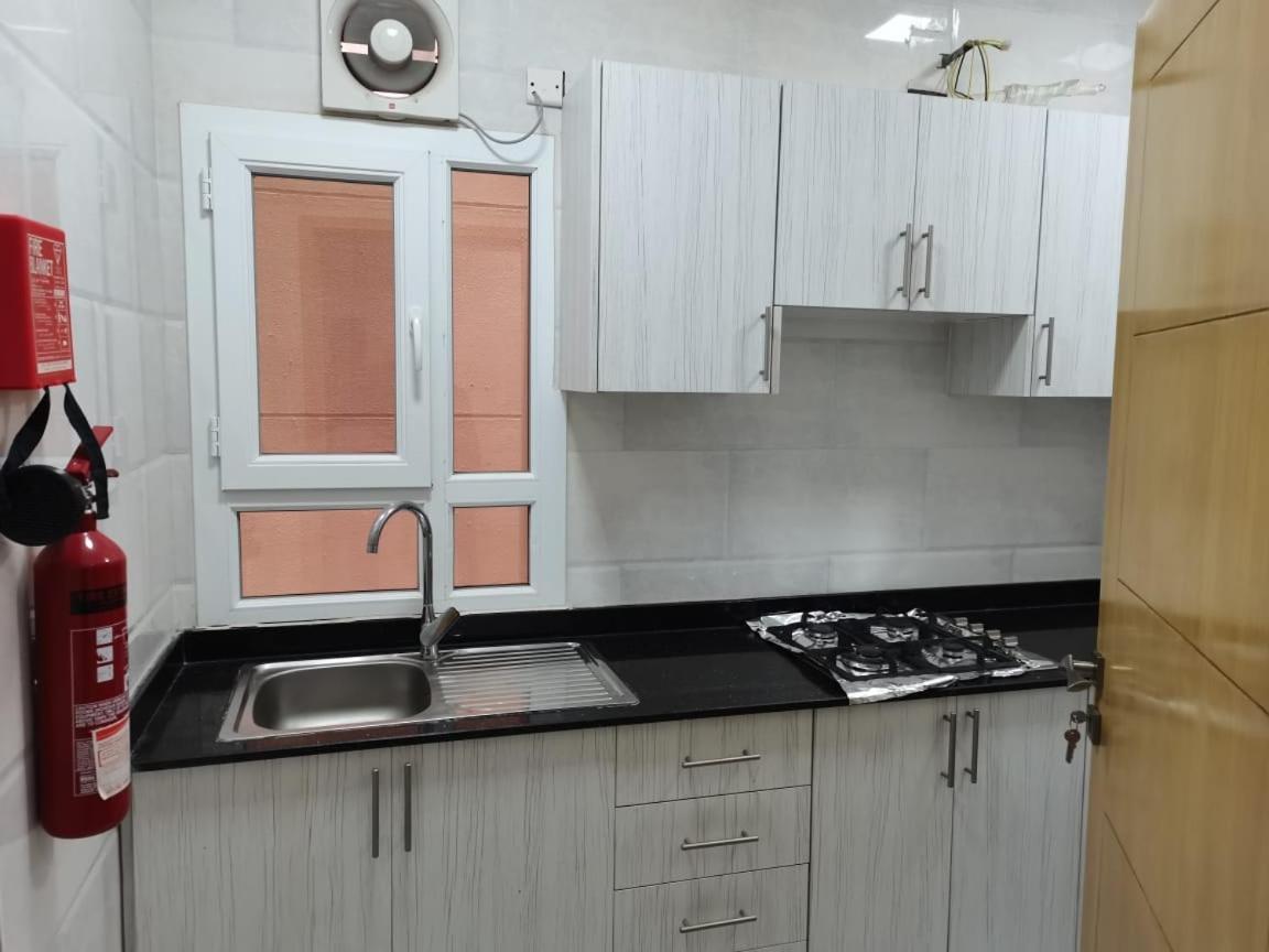 Roza Hotel Apartments 马斯喀特 外观 照片