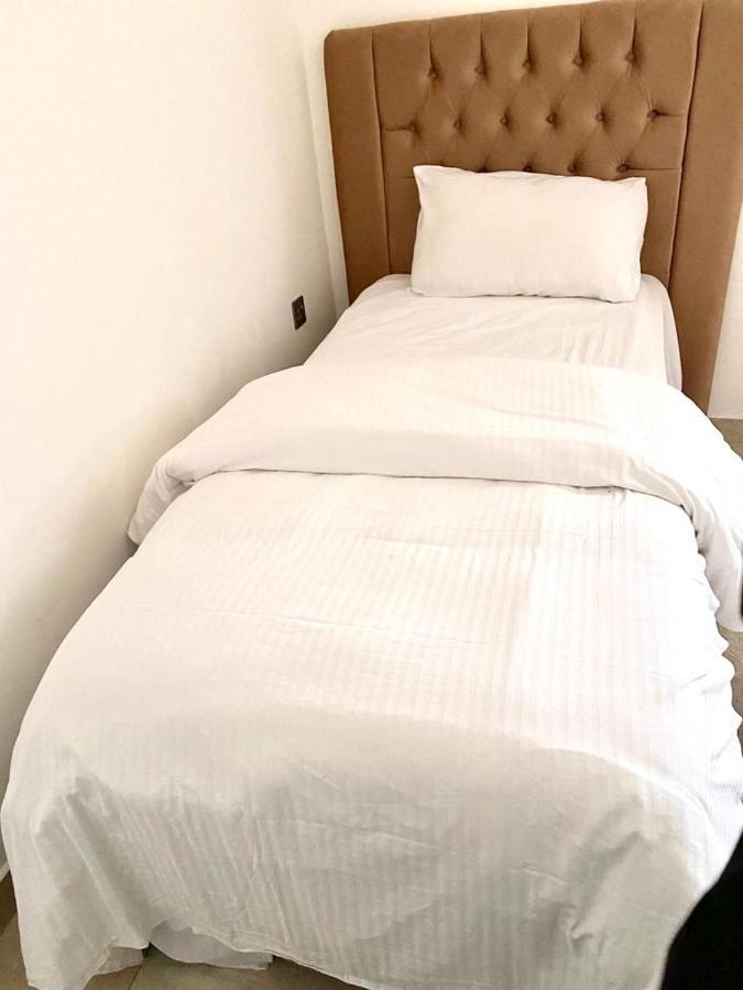 Roza Hotel Apartments 马斯喀特 外观 照片